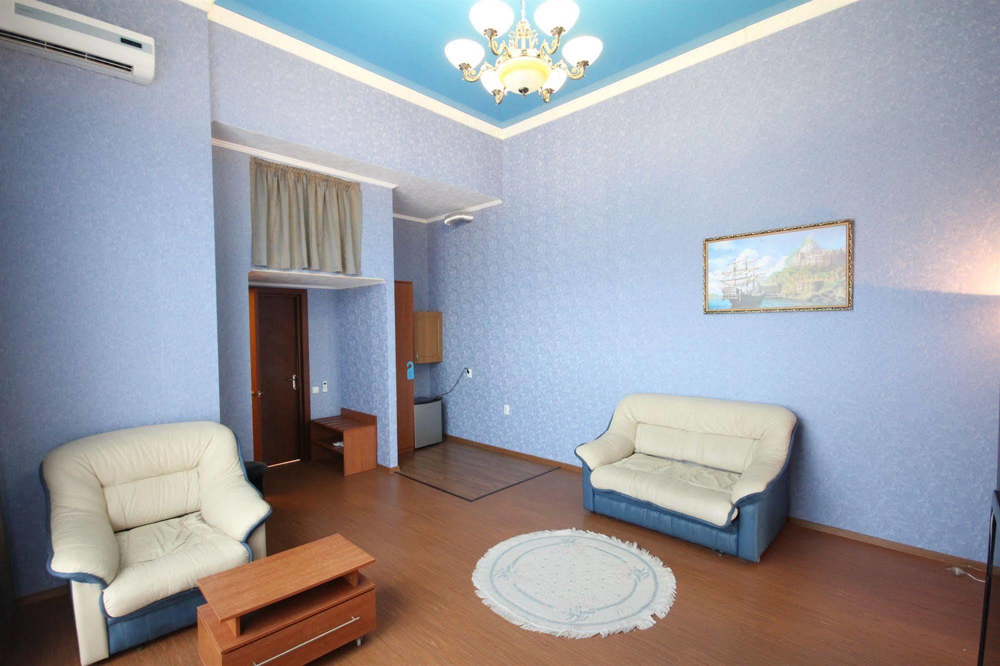 Yanais Hotel Sochi Exterior photo